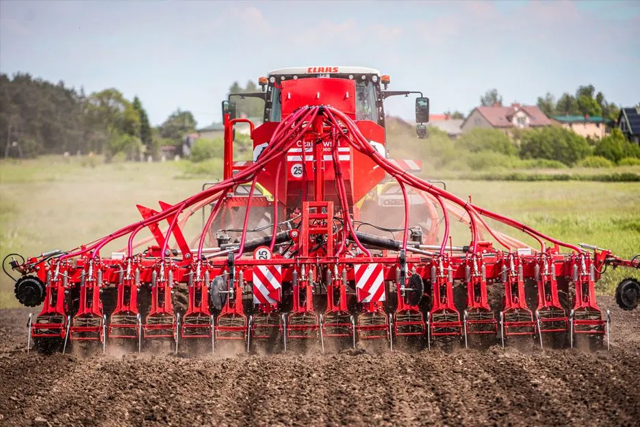 Maszyna Czajkowski Czajkowski PS do uprawy pasowej strip-till