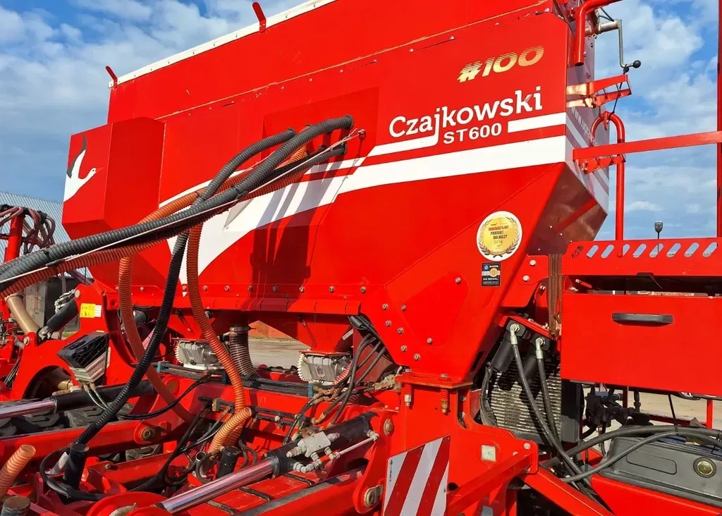 Czajkowski ST600 (2020) Zestaw do uprawy pasowej Czajkowski ST600 (2020) dostępny od ręki